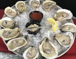 Raw oysters (6)